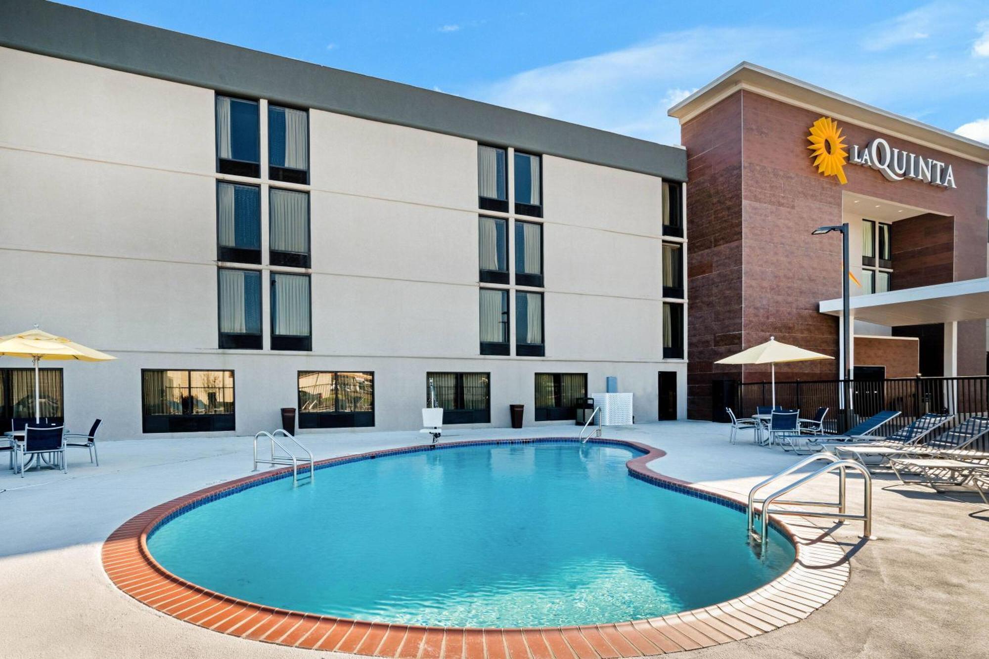 Hotel La Quinta By Wyndham Columbus Ms Exteriér fotografie
